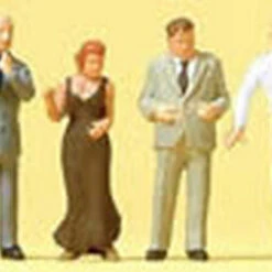 Family at Formal Birthday Party (11) w/Accessories HO Scale Preiser Models