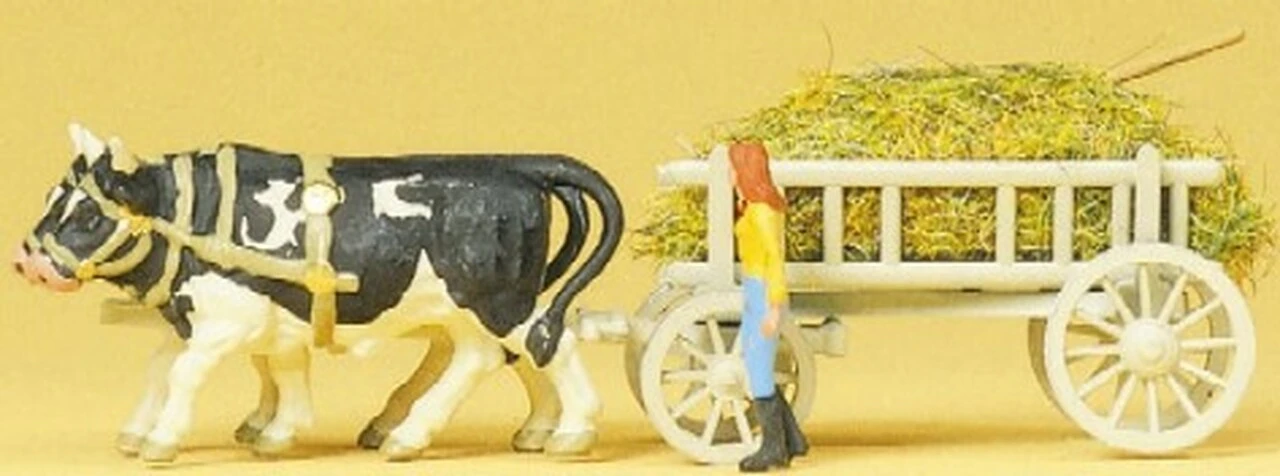 Cow Drawn Hay Wagon w/Woman Walking HO Preiser Models