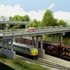 150' 1930's Highway Overpass w/4 Piers HO Rix Products