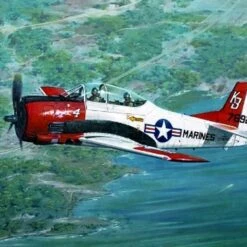 North American T-28B Trojan 1/48 Roden