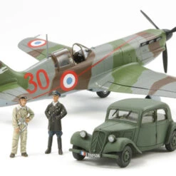 Dewoitine D520 French Aces Aircraft w/Staff Car 1/48 Tamiya