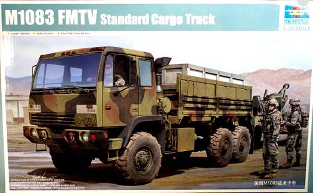 M1083 FMTV (Family Medium Tactical Vehicle) US Cargo Truck 1/35 Trumpeter