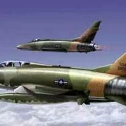 F-100F Super Sabre Fighter 1/72 Trumpeter