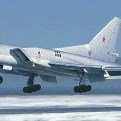 Tu-22M3 Backfire C Strategic Bomber 1/72 Trumpeter