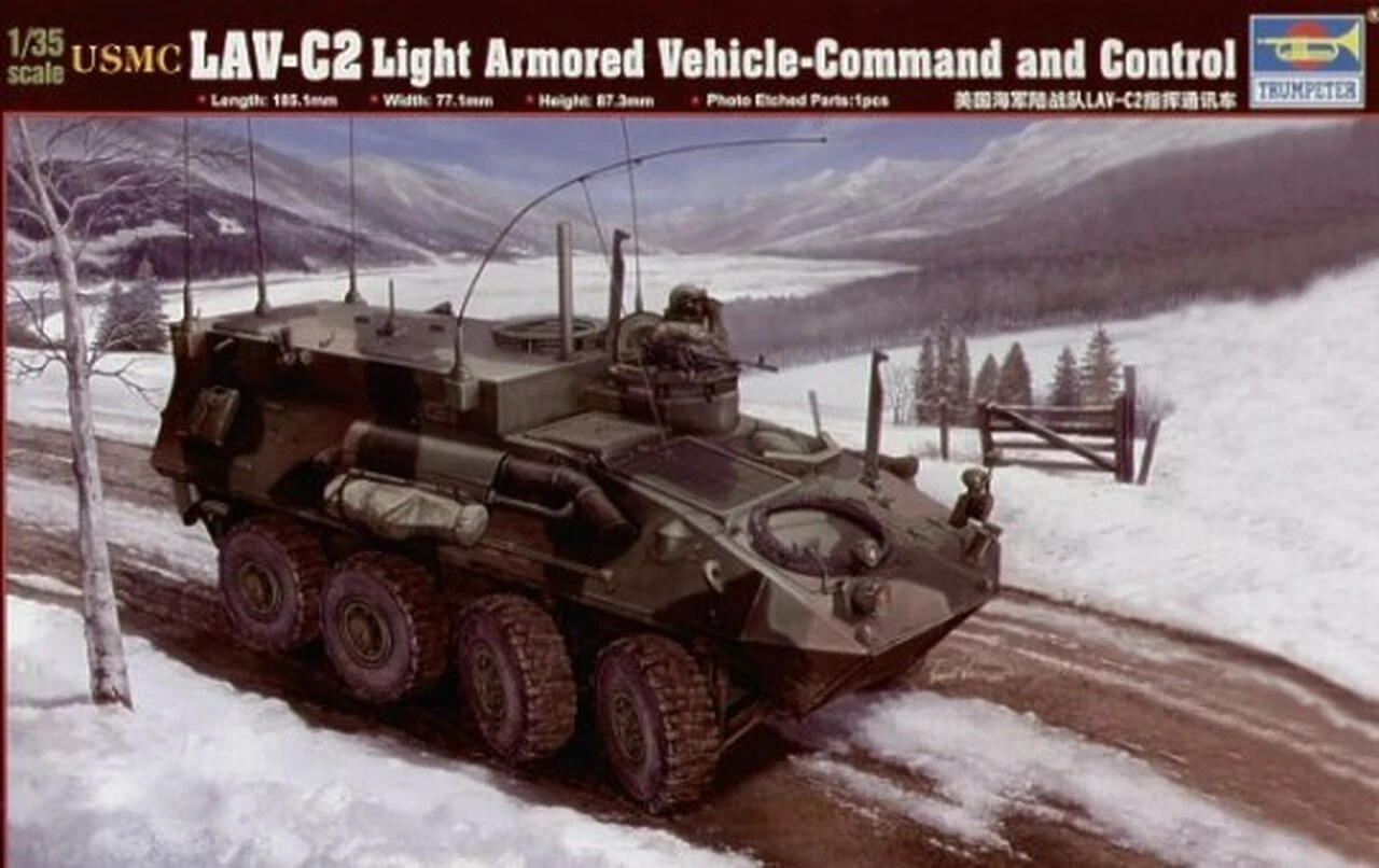 LAV-C2 Light Armored Vehicle Command & Control 1/35 Trumpeter