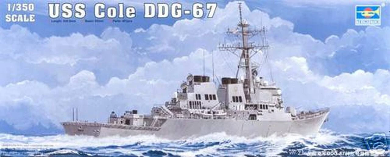 USS Cole DDG-67 Arleigh Burke Class Guided Missile Destroyer 1/350 Trumpeter