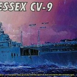 USS Essex CV-9 Aircraft Carrier 1/700 Trumpeter