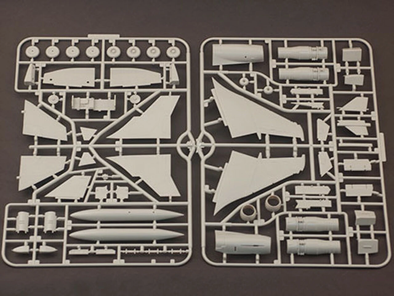 Sepecat Jaguar A 1/48 Kitty Hawk Sepecat Jaguar A 1/48 Kitty Hawk - Image 3