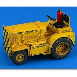 USN Minneapolis-Moline MT40 Tow Tractor 1/32 Aerobonus
