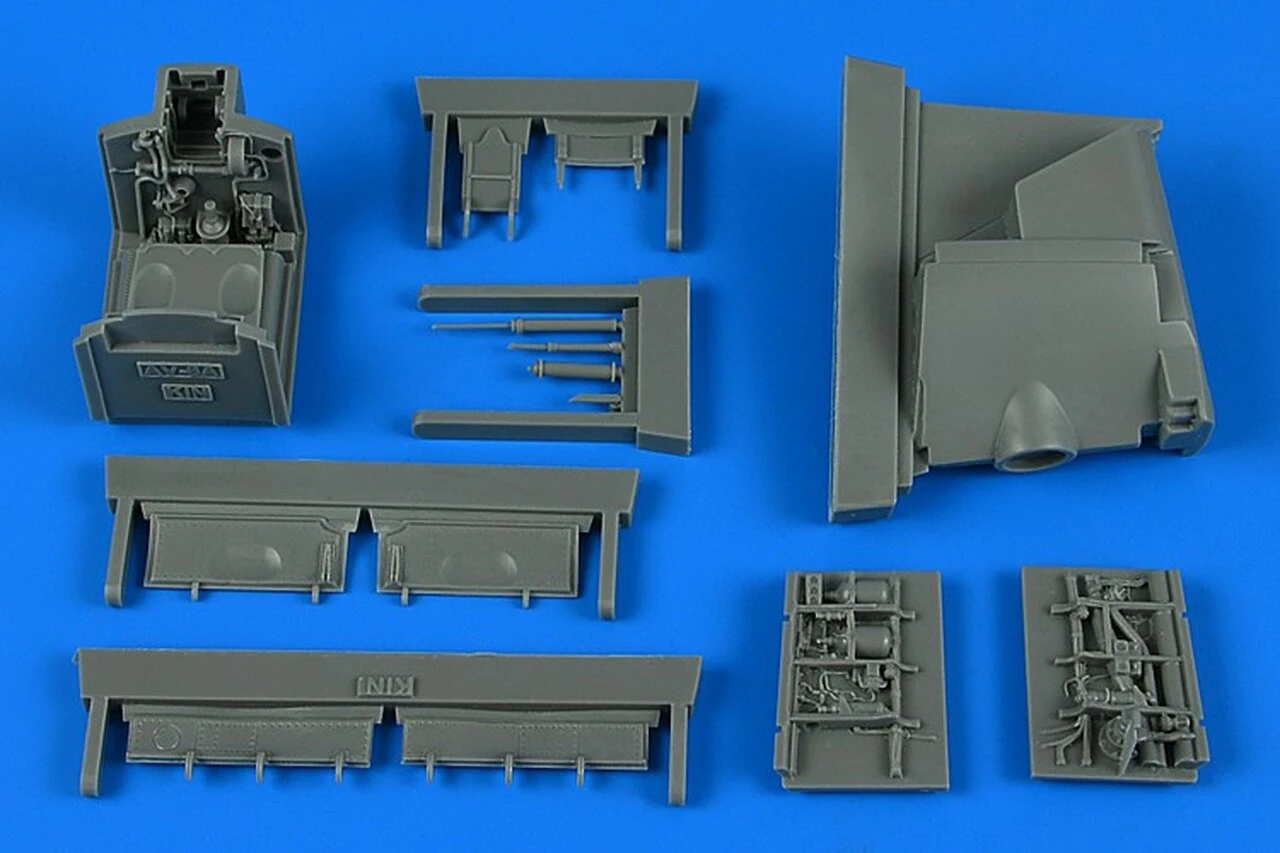Harrier AV-8A Wheel Bay For KIN (Resin) 1/48 Aires