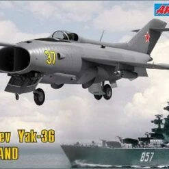 Yakovlev Yak-36b Freehand Soviet Fighter 1/72 Art Model Kits