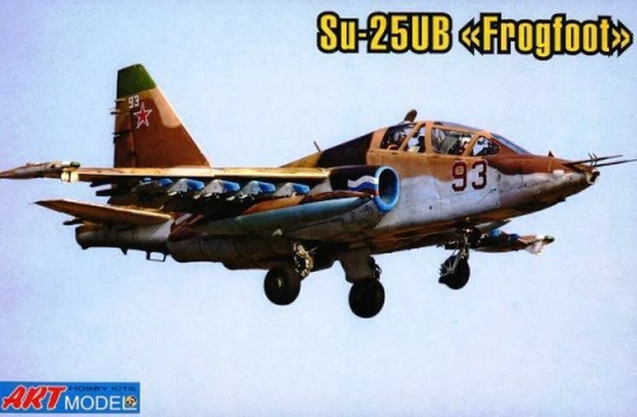 Su25UB Frogfoot Aircraft 1/72 Art Model Kits