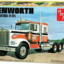 Kenworth Conventional W-925 1/25 AMT Kenworth Conventional W-925 1/25 AMT