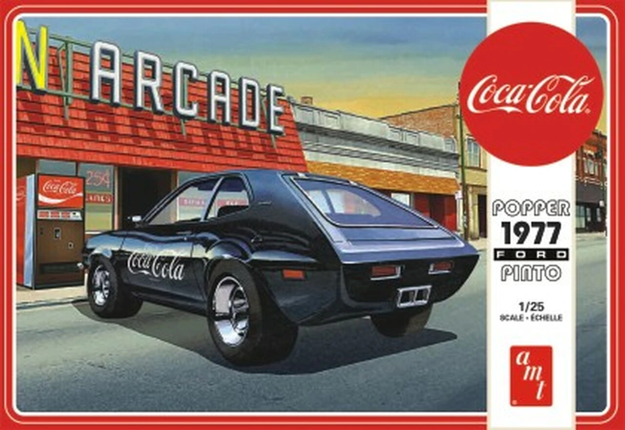 Popper 1977 Ford Pinto w/Coca-Cola Machine 1/25 AMT Models