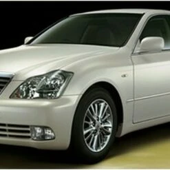 2003 Toyota GRS182 Crown Lexus 4-Door Car 1/24 Aoshima