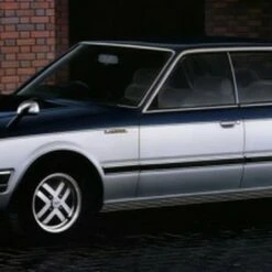 1982 Nissan HC130 Laurel 2000 Turbo Medalist 4-Door Car 1/24 Aoshima