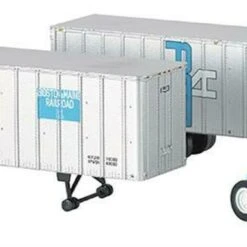 1950s-60 Truck Cab w/2 Piggyback Trailer Boston Maine HO Scale Bachmann Trains