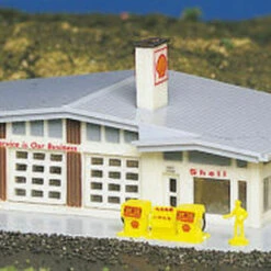 Shell Gas Station Building Built-Up N Bachmann Trains