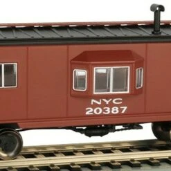 Bay Window Caboose w/Roof Walk New York Central HO Scale Bachmann Trains