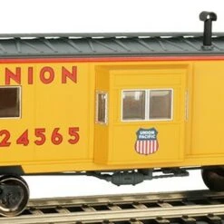 Bay Window Caboose w/Roof Walk Union Pacific HO Scale Bachmann Trains