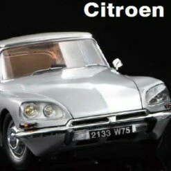 Citroen DS21 4-Door Car w/Interior/Engine Details 1/24 Ebbro