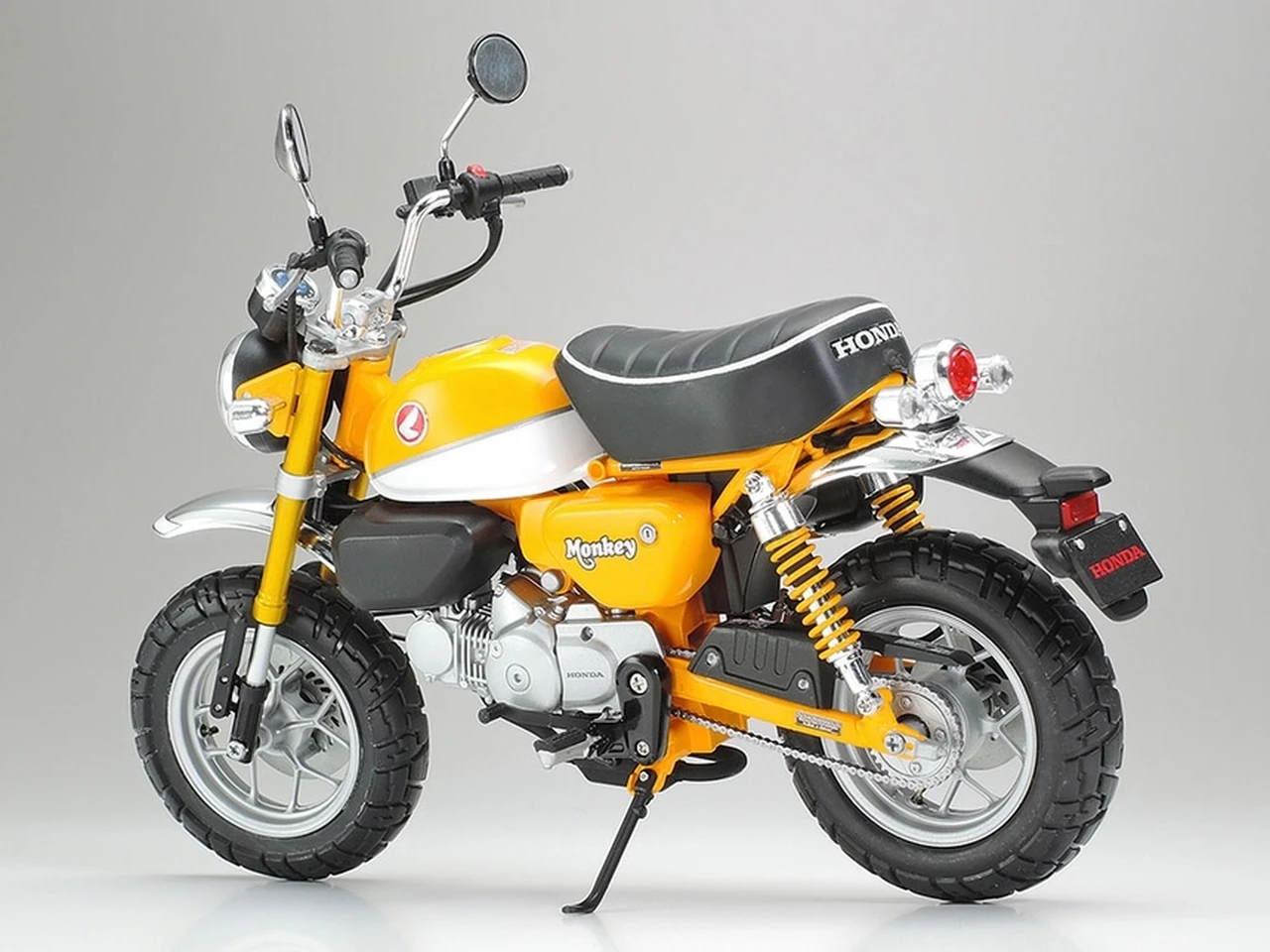 Honda Monkey 125 Motorcycle 1/12 Tamiya - Image 7