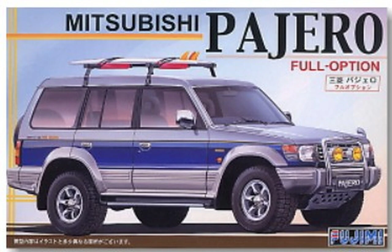 Mitsubishi Pajero Full-Option SUV 1/24 Fujimi