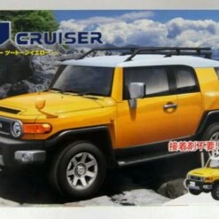 Toyota FJ Cruiser 2-Door SUV (Molded Yellow) (Snap) 1/24 Fujimi