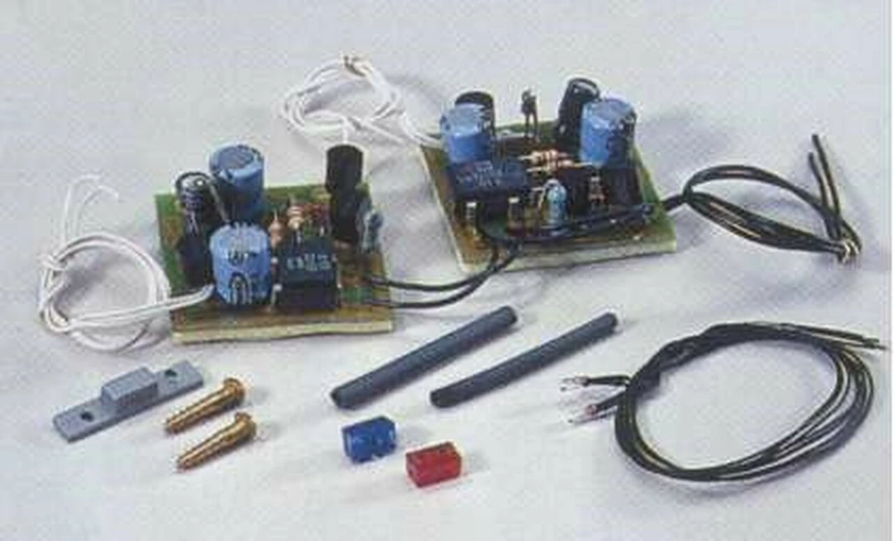 Red/Blue Emergency Dual Action LiteBar with Siren Housing & Bulbs GRS Micro Lighting