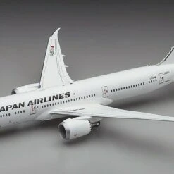 Boeing 787-9 Airliner 1/200 Hasegawa