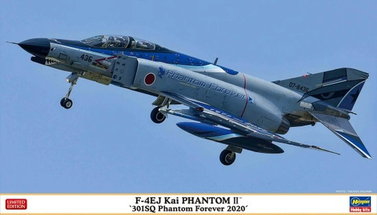 F4-EJ Kai Phantom II 301Sq Phantom Forever 2020 JASDF Fighter (Ltd Edition) 1/72 Hasegawa
