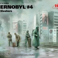 Chernobyl #4: Deactivators Diorama Set (4 figures, base, background) 1/35 ICM Models