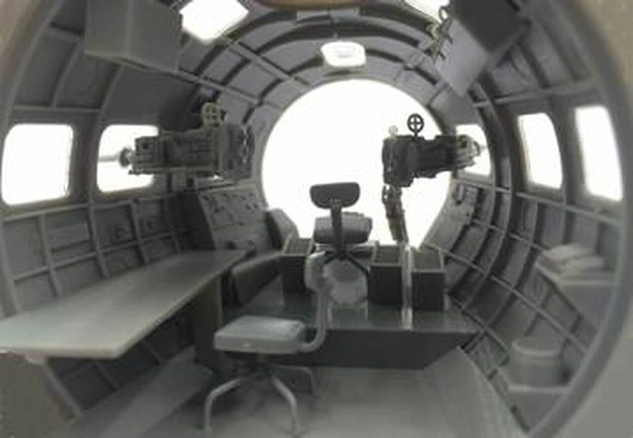 B-17E/F Flying Fortress 1/32 HK Models - Image 7