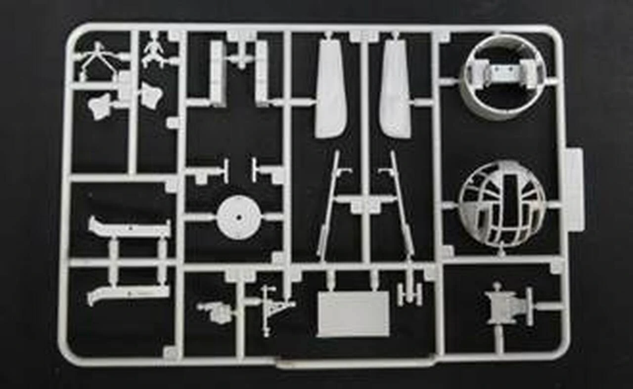 B-17E/F Flying Fortress 1/32 HK Models - Image 2