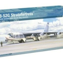 B-52G Stratofortress Early Version USAF Bomber w/Hound Dog Missiles 1/72 Italeri