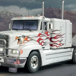 Freightliner FLD 120 Special Tractor Cab 1/24 Italeri