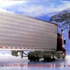 Great Dane 53' Trailer 1/25 Moebius