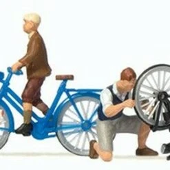 Young People (6) w/Bicycles (5) HO Scale Preiser Models