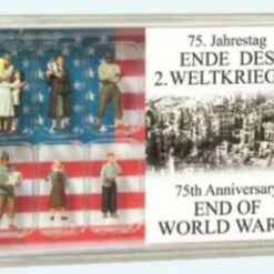 End of WWII 75th Anniversary American Figure Set (8) HO Scale Preiser Models