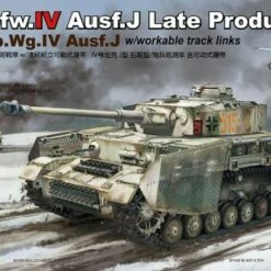 German PzKpfw IV Ausf J Late Production/PzBeobWg IV Tank w/Workable Track Links 1/35 Rye Field Models