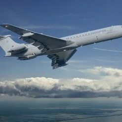 Vickers VC10 K4 Type 1170 RAF Tanker Aircraft 1/144 Roden