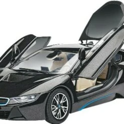 BMW i8 Sports Car 1/24 Revell Germany