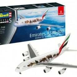 Airbus A380-800 Emirates Wild Life Airliner 1/144 Revell Germany