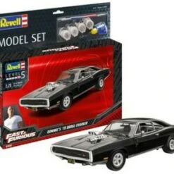 Fast & Furious Dominic's 1970 Dodge Charger w/paint & glue 1/25 Revell Germany