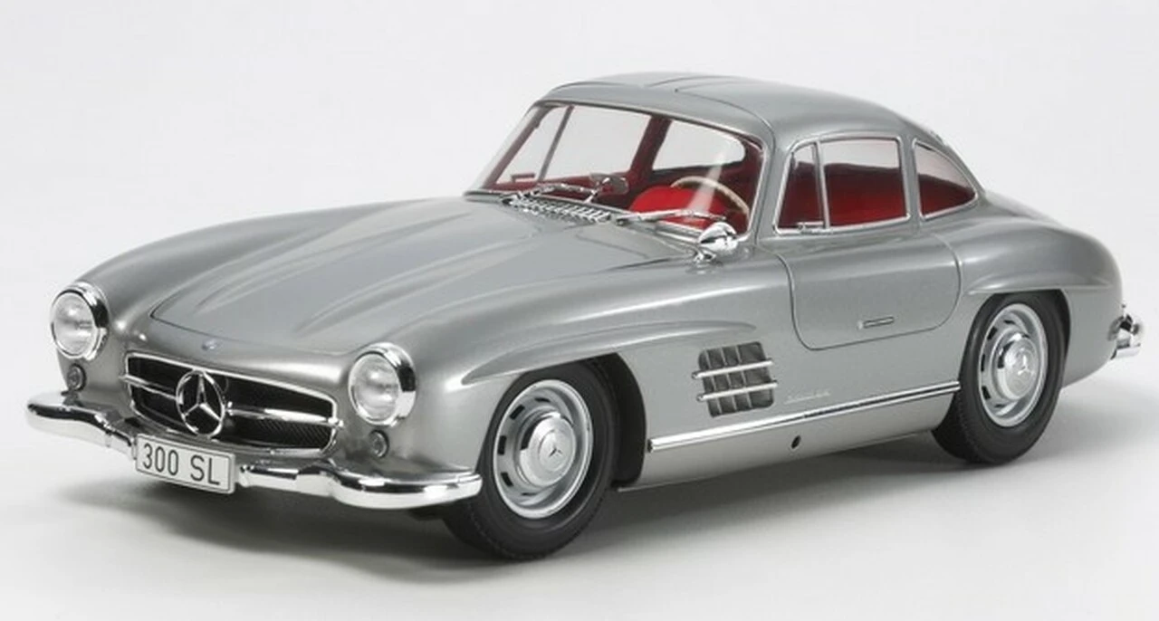Mercedes Benz 300SL Sports Car 1/24 Tamiya