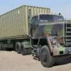 US M915 Army Truck with Container Trailer 1/35 Trumpeter