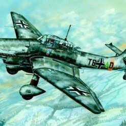 Junkers Ju-87D Stuka German Aircraft 1/32 Trumpeter