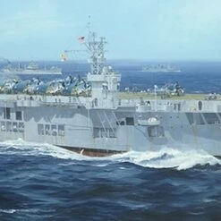 USS CVE-26 Sangamon Aircraft Carrier 1/350 Trumpeter